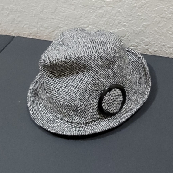 Arden B. Tweed Belt Bucket Hat - Picture 3 of 8